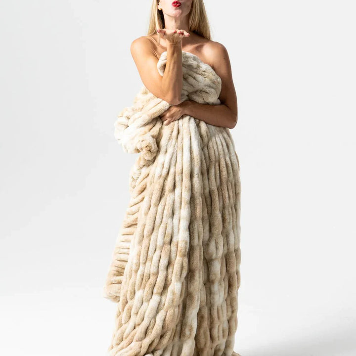 Faux Fur Blanket Ripple | Bowlift