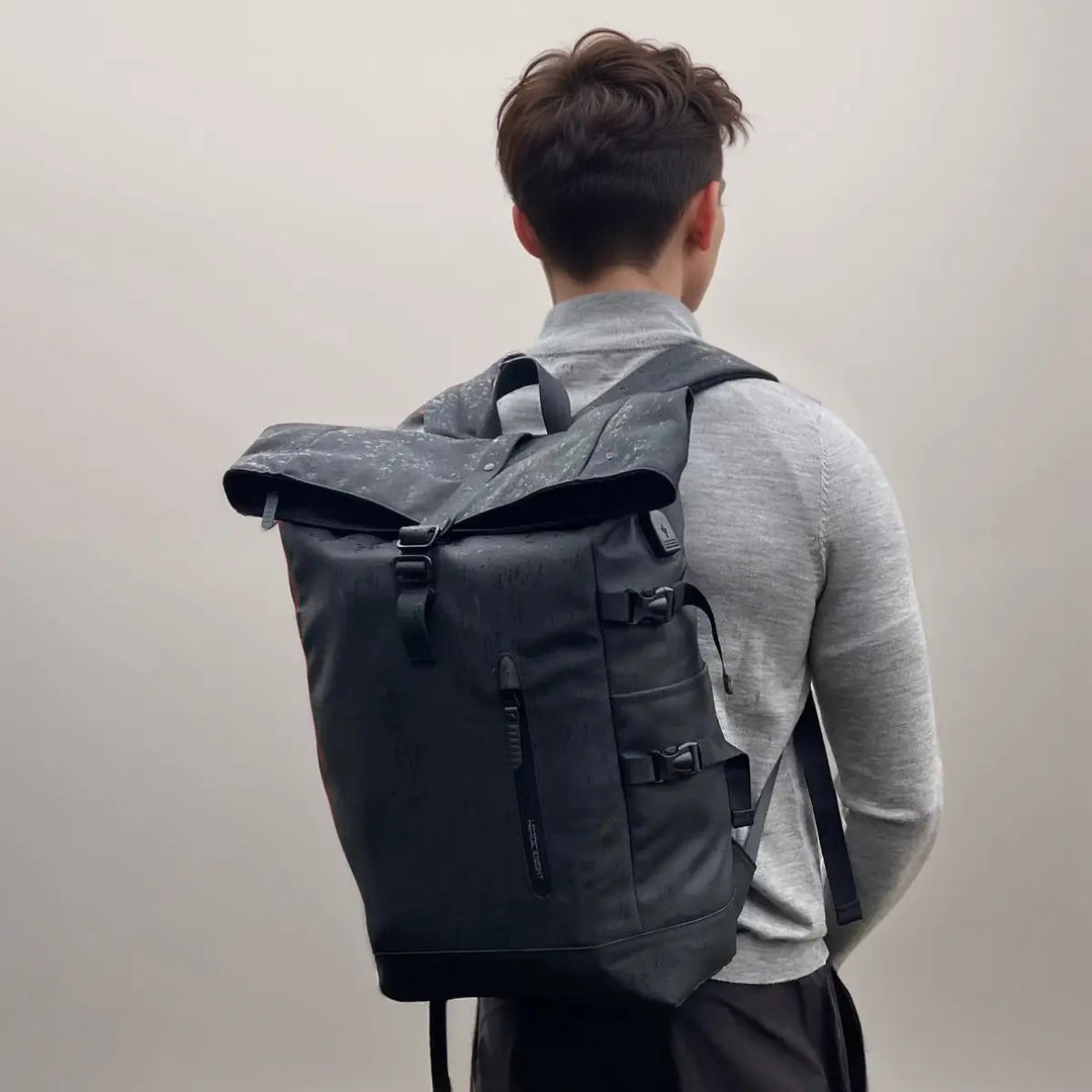 Rolltop Backpack | Slim and functional | Bowlift