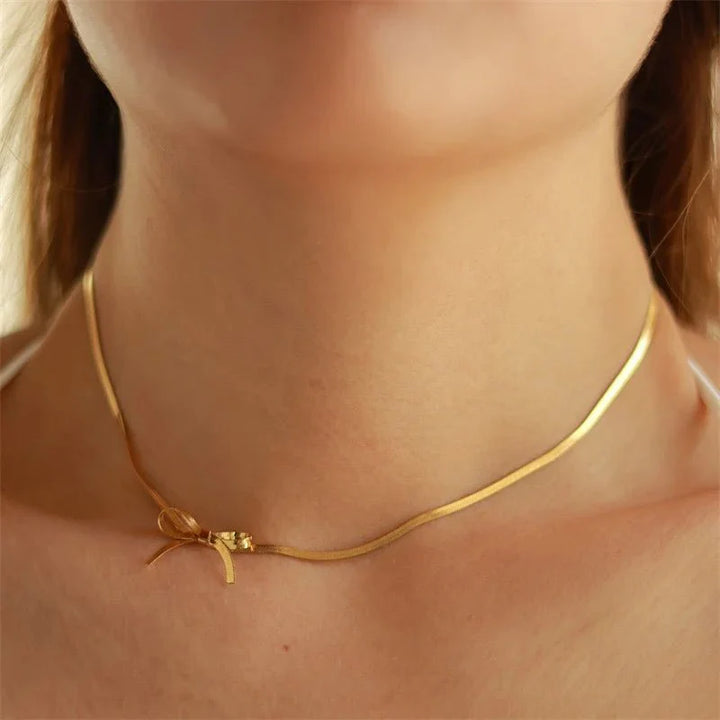 BowLift | Romantic Dainty Bow Necklace