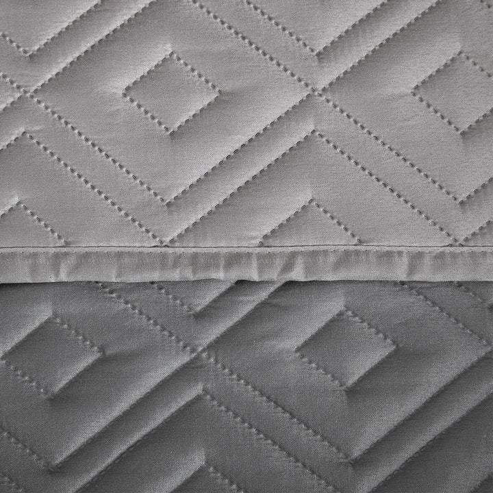 Quilted Sofa Cover Pet Protector Throw Waterproof Sofa Slip Covers 1/2/3 Settee Bowlift
