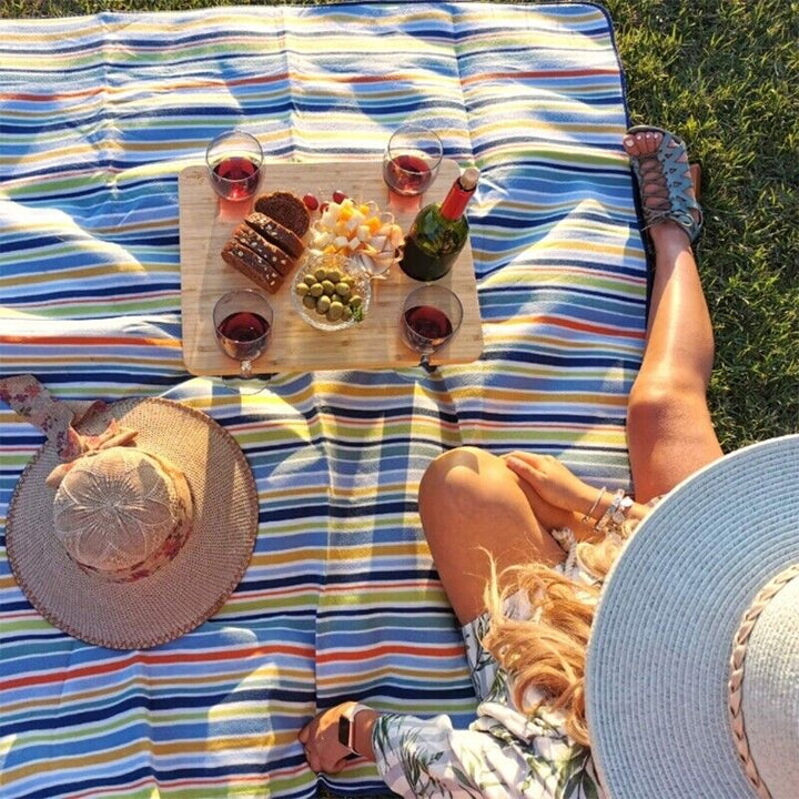BowLift | Portable Wine Table Vinlora FoldWood | Foldable & Mobile | Made of Wood | With Bottle & Glass Holder | For Picnic, Garden & Camping