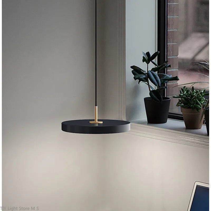 BowLift | Scandinavian Hanging Lamp with Minimalist Design - Lyssa