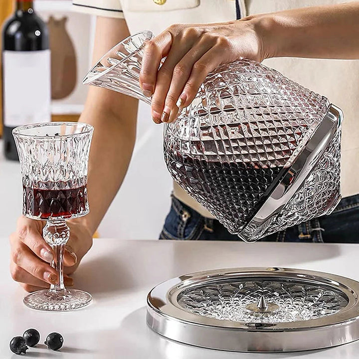 BowLift | Rotating Crystal Decanter at a High Level