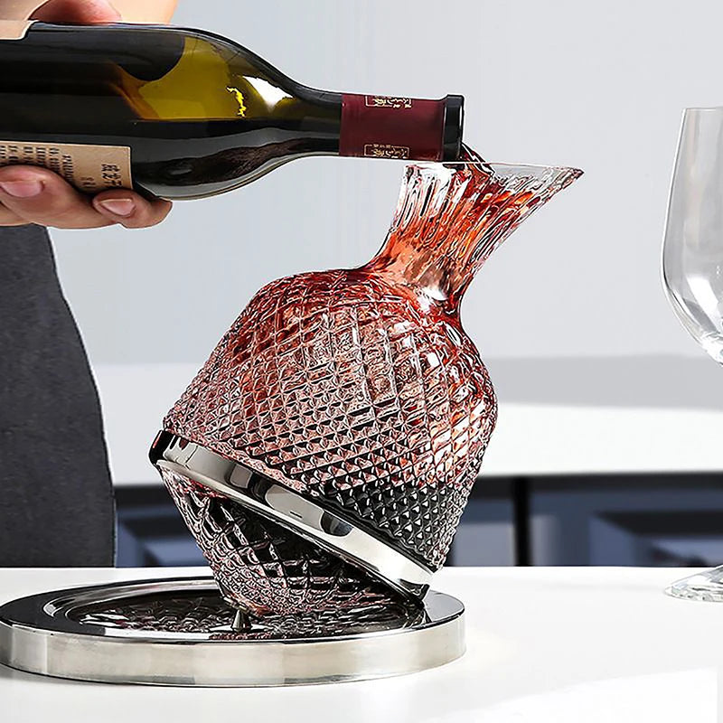 BowLift | Rotating Crystal Decanter at a High Level