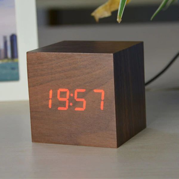BowLift | Cube Digital Table Clock Modern Interior Decor