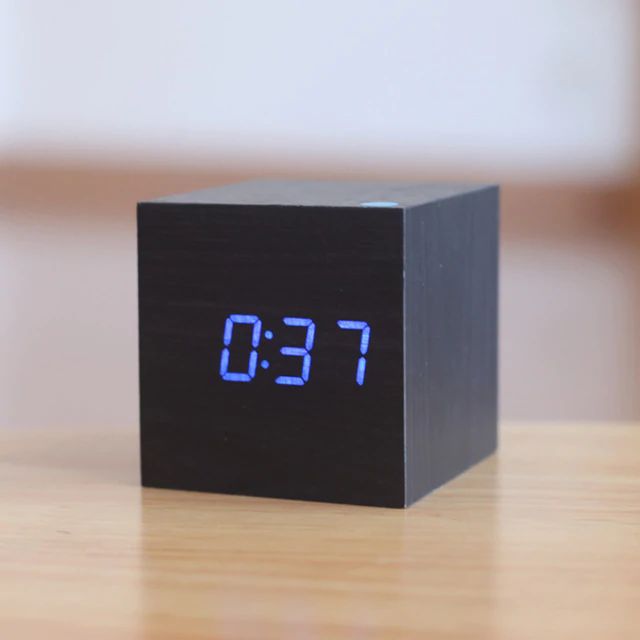 BowLift | Cube Digital Table Clock Modern Interior Decor