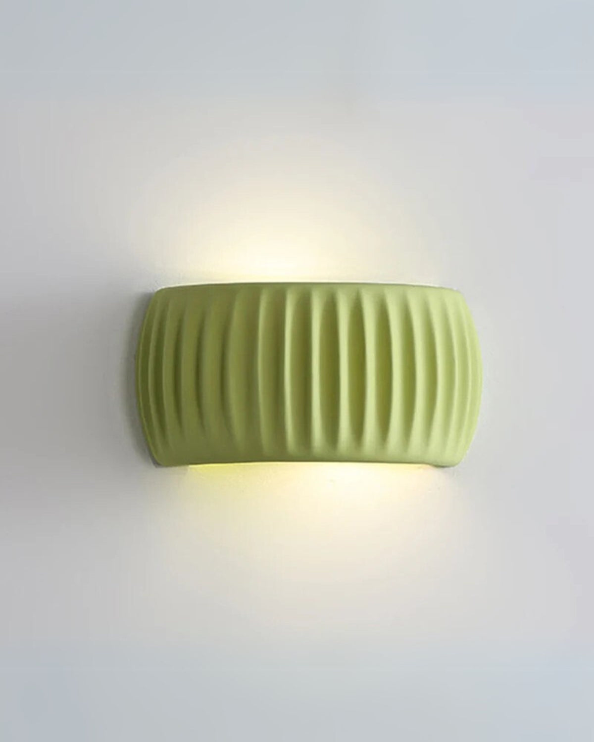 BowLift | Designer Wall Lamp with Wavy Accent
