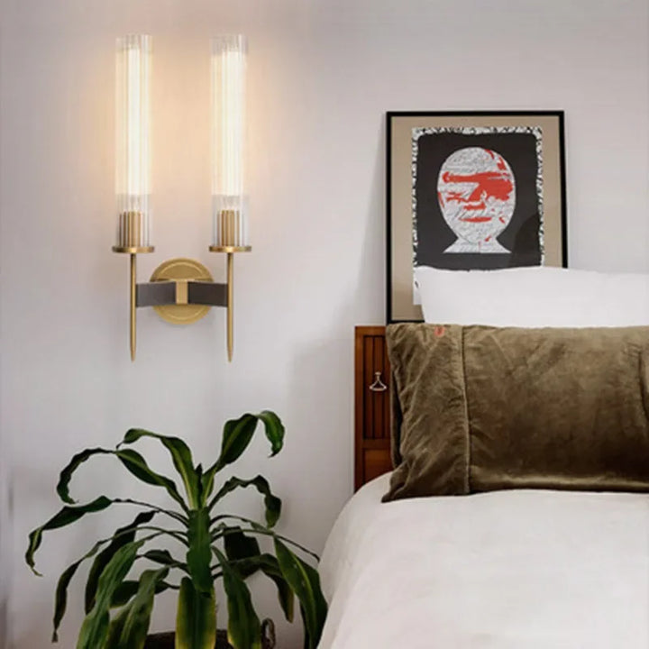 BowLift | Möni | Modern Wall Lamp with Ribbed Glass and Brass Finish