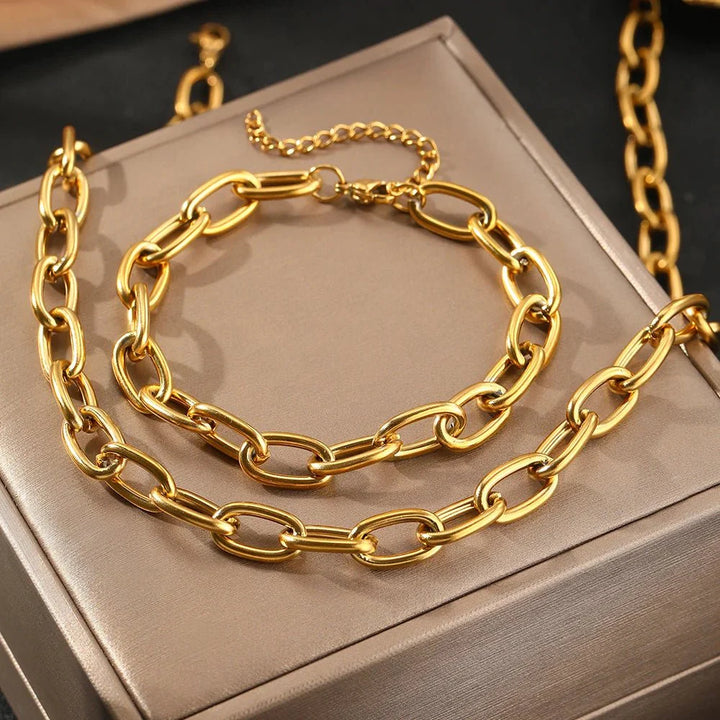 BowLift | Simple Paperclip Necklace & Bracelet Set