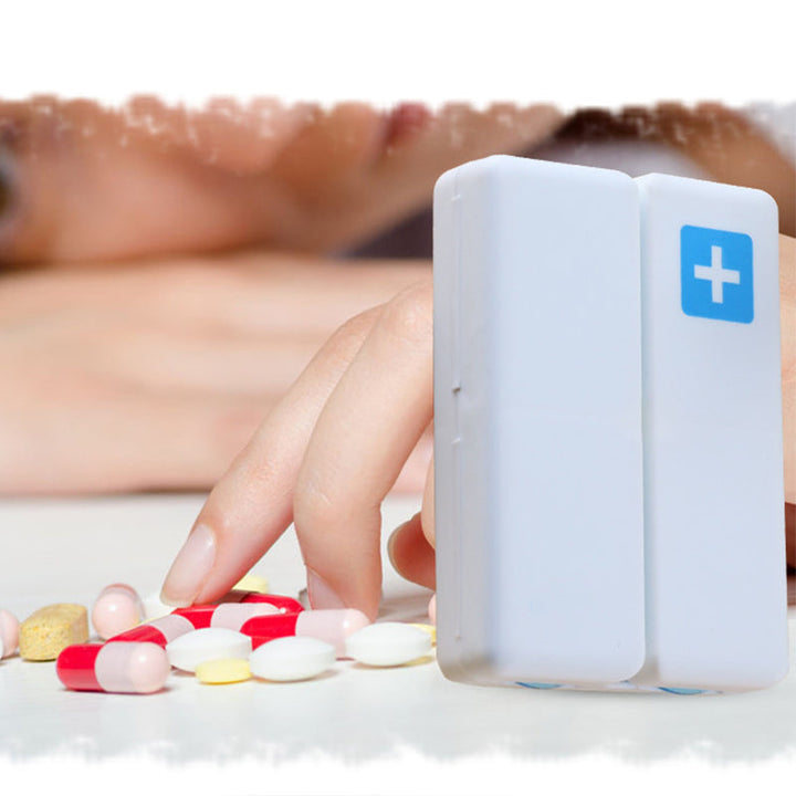 BowLift | Foldable Carry-on 7 Compartment Pill Box