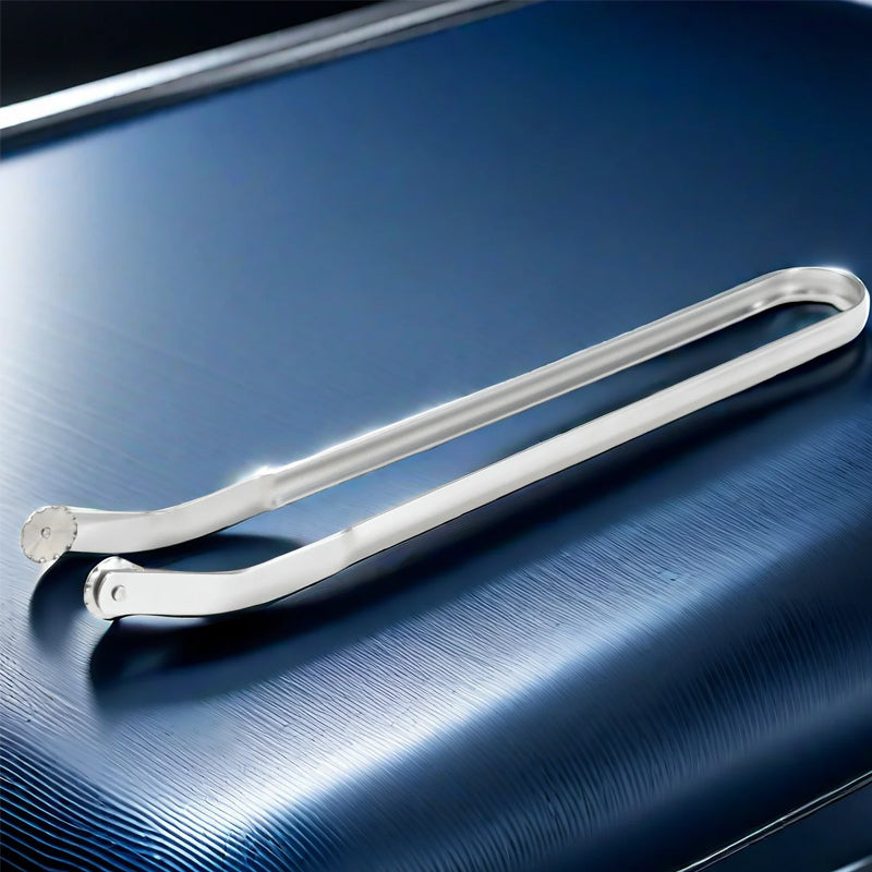 BowLift | Tongs for Turning BBQ Sausages