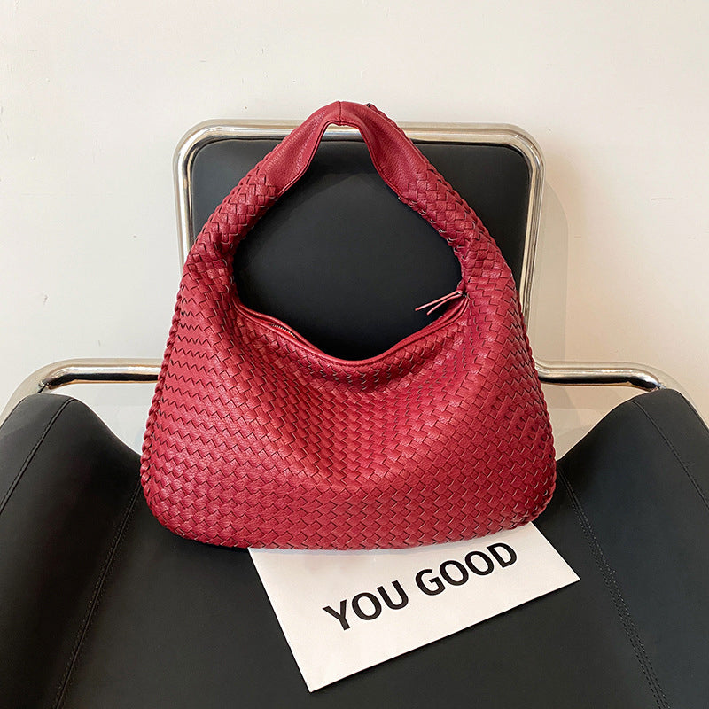 BowLift | Fashionable woven bag for women