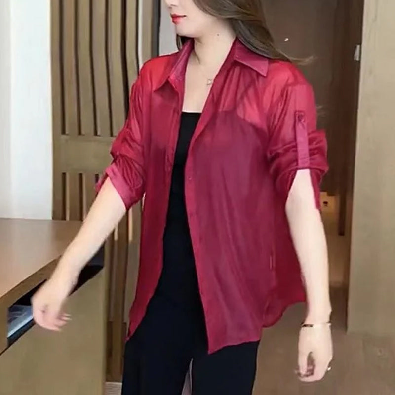 Summer blouse made of silk chiffon | Bowlift