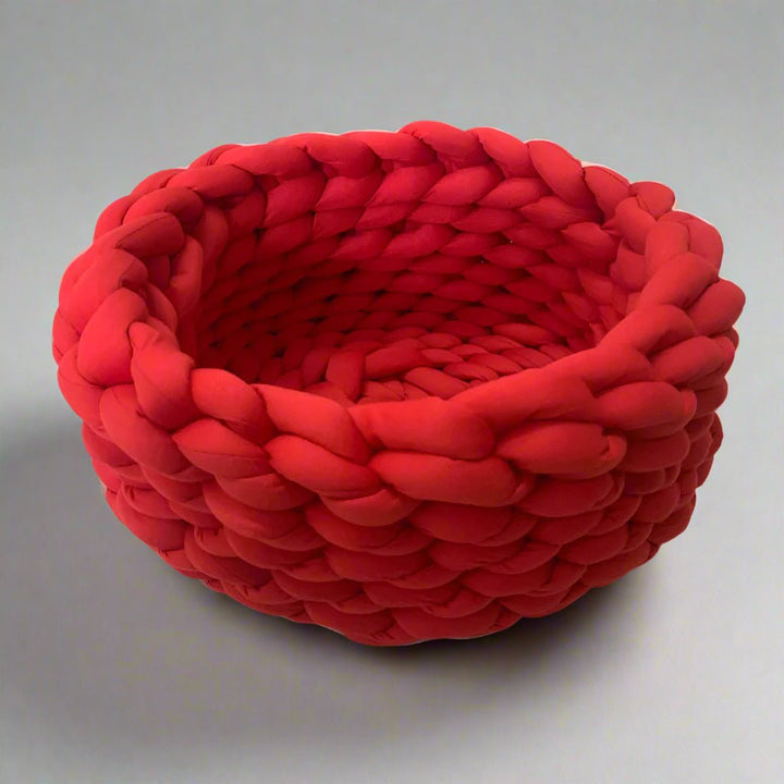 BowLift | SNUGWOOL – Soft Woolen Basket for Pets with High Edge Support