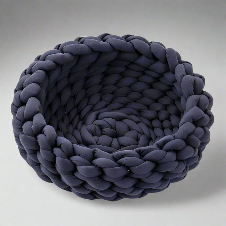 BowLift | SNUGWOOL – Soft Woolen Basket for Pets with High Edge Support