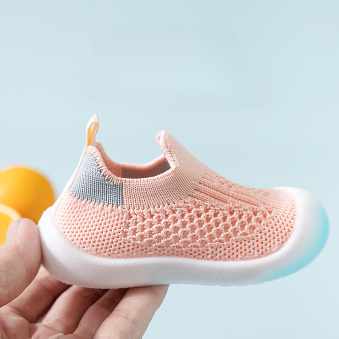 BowLift | Anti-Slip Shoe Socks for Kids