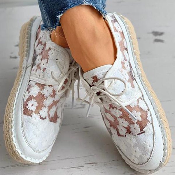 BowLift | Orthopedic stylish shoe with floral design