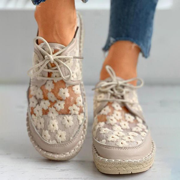 BowLift | Orthopedic stylish shoe with floral design