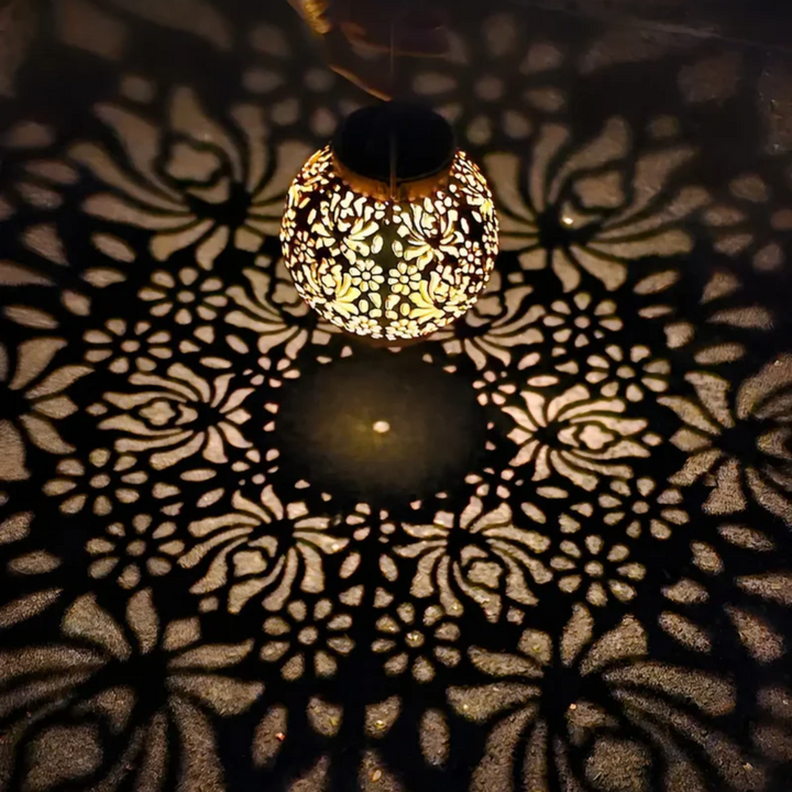 BowLift | Solar Garden Lantern with Patterned Light Effect