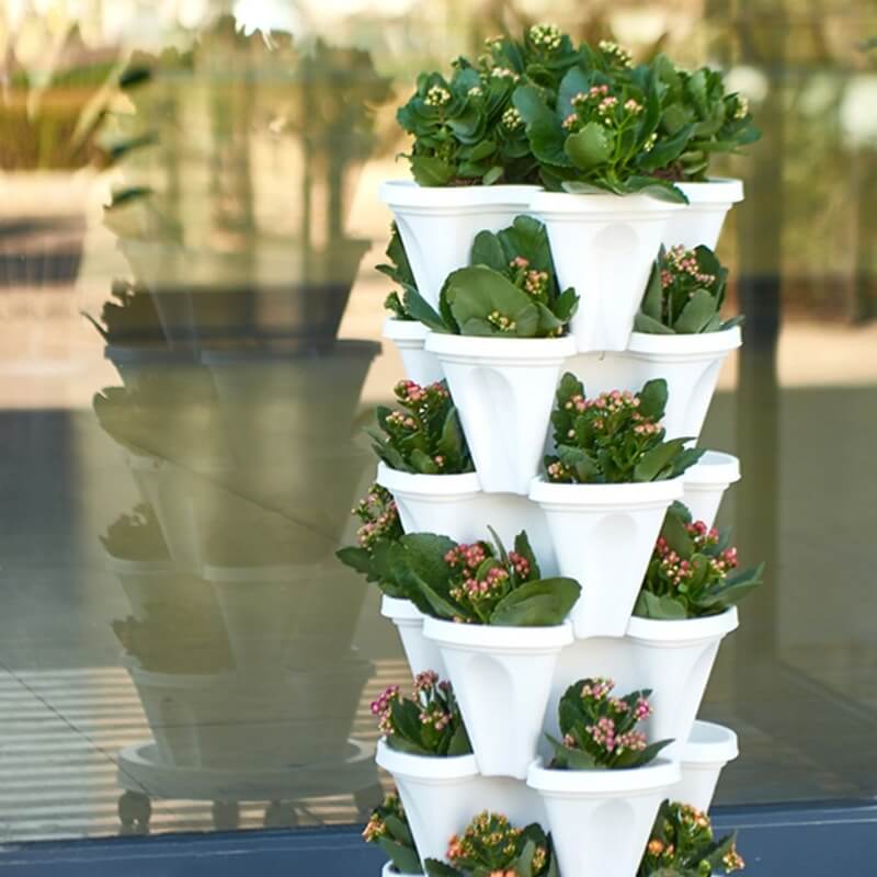 BowLift | Space-saving Stackable Plant Pots - StrawberryStack