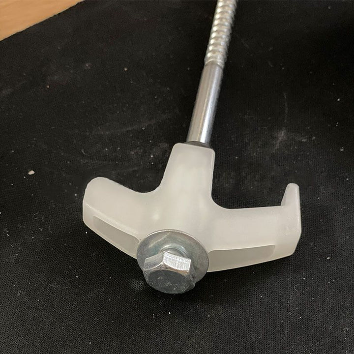 BowLift | Tent pegs that can be screwed into the ground
