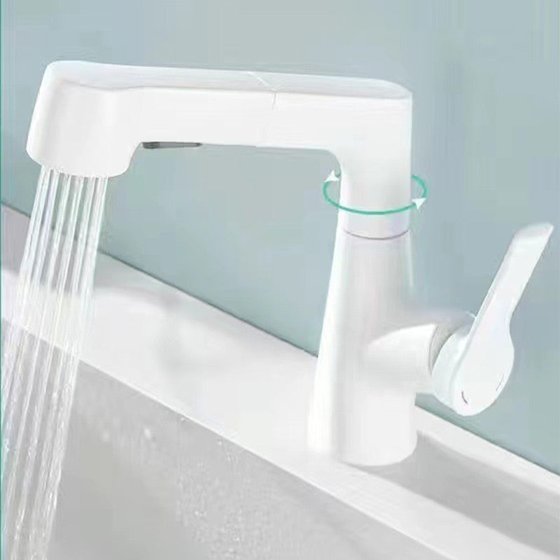 BowLift | Modern Bathroom Basin Tap with Pull-Out Spray Head – 360° Swivel & Dual-Mode Water Flow