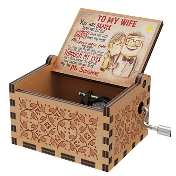 BowLift | Vintage mechanical music box with hand crank