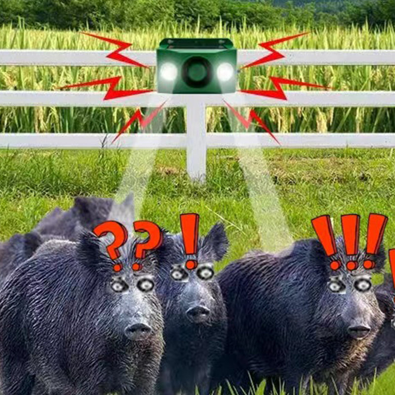 BowLift | Solar-powered animal repellent warning light with high alarm