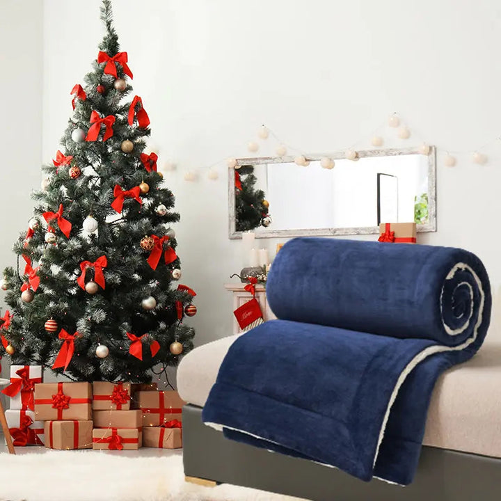 BowLift | HugLuxe Reversible Blanket – Velvet & Lambswool for All Seasons