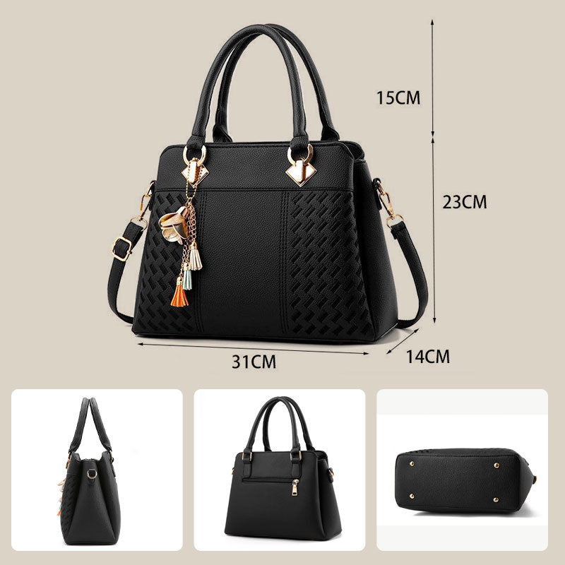 BowLift | Elegant women's bag with tassel pendant