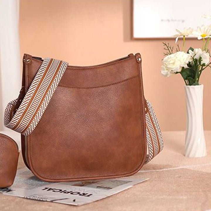 BowLift | Versatile leather crossbody bag for women