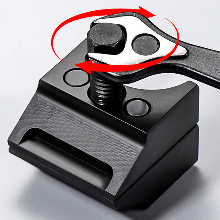 BowLift | Tool set for separation and expansion of the car's strut assembly