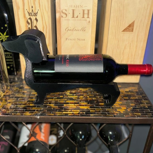 BowLift | Wine Bottle Holder Shaped Like A Dachshund