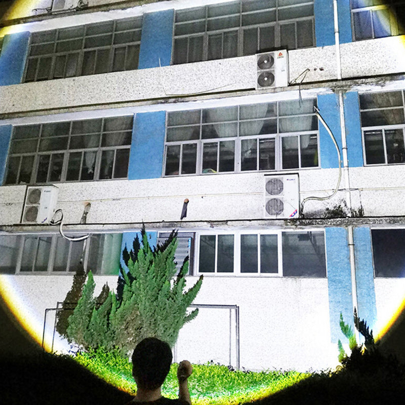 BowLift | Ultra-bright, zoomable flashlight