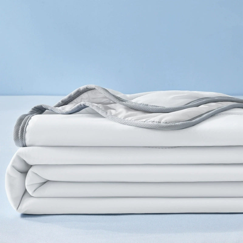 CoolBreeze Comfort Cooling Blanket for the Blanket | Bowlift
