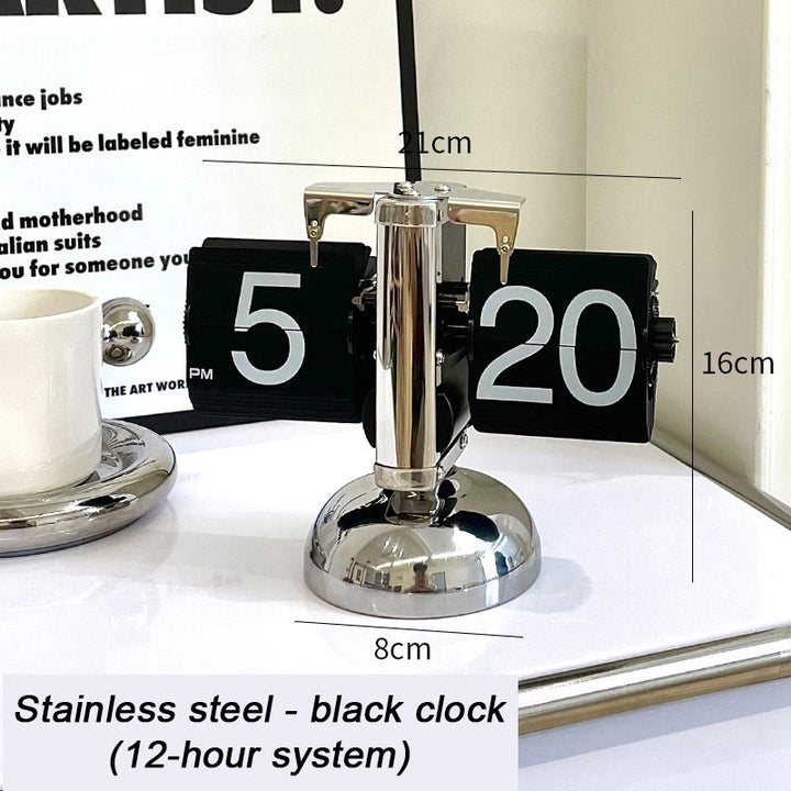 BowLift | Modern, digital, mechanical vintage watch with internal gear drive