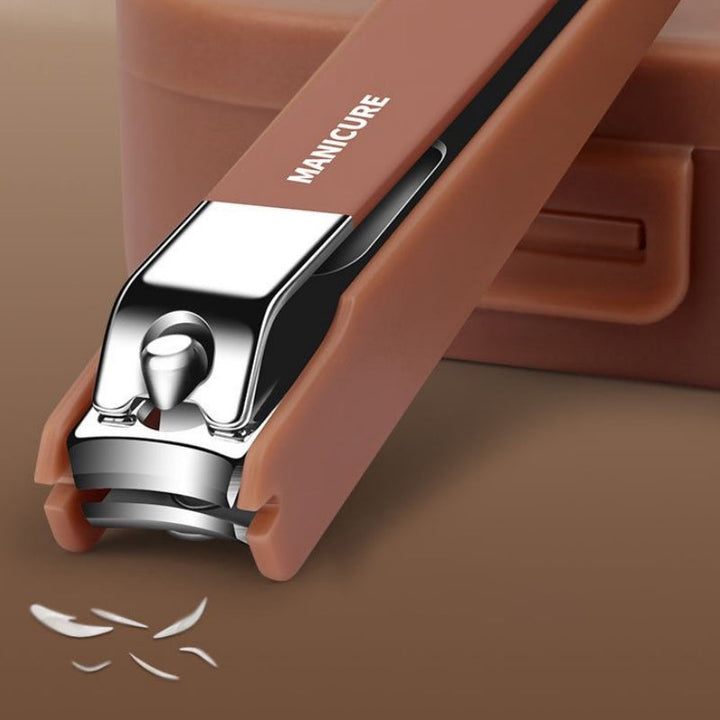 BowLift | Portable 7-piece manicure set with nail clippers