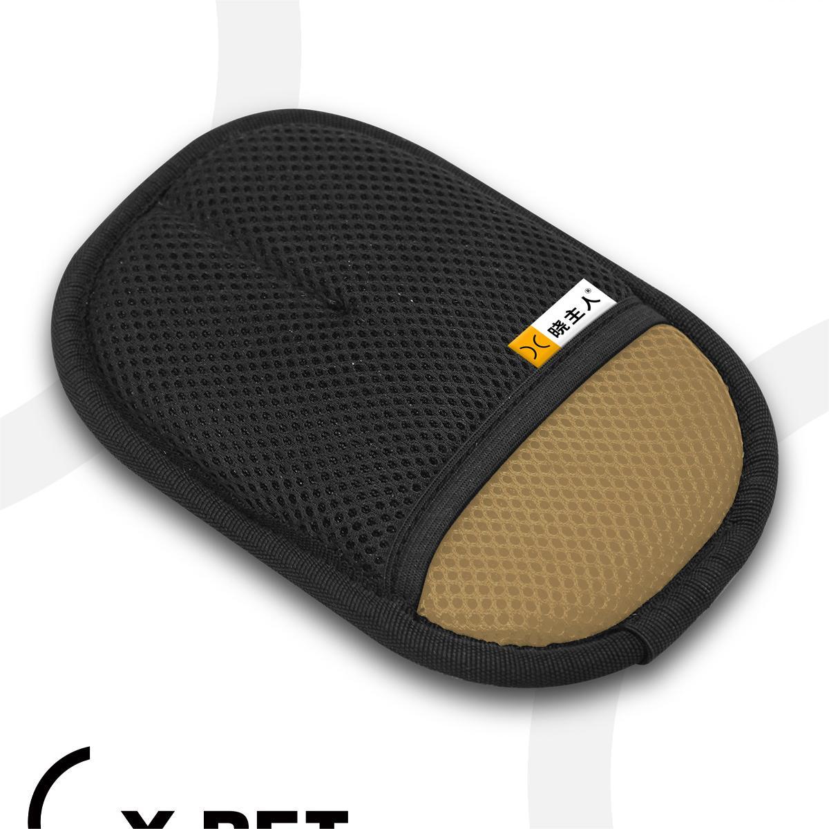 BowLift | Electrostatic gloves for removing pet hair