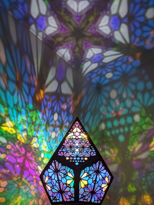 BowLift | Stained Glass Style LED Table Lamp - LumiAura