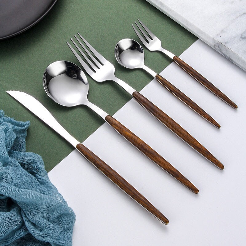 BowLift | Stainless Steel Cutlery Set with Wooden Handle - WoodCraft