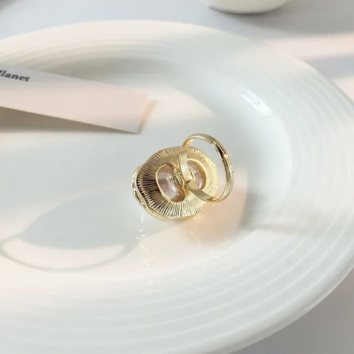 BowLift | Statement Gold Accented Pearl Ring