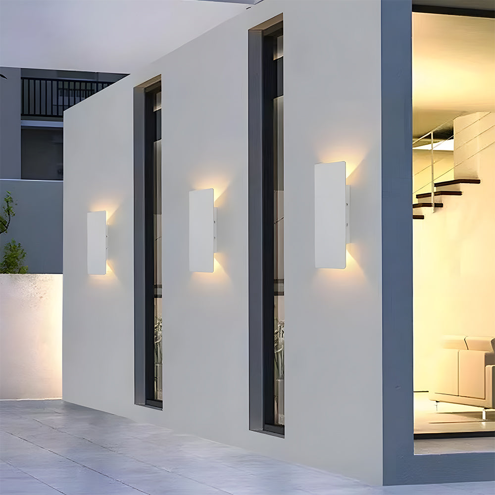 BowLift | Outdoor Wall Light with Modern Waterproof Design