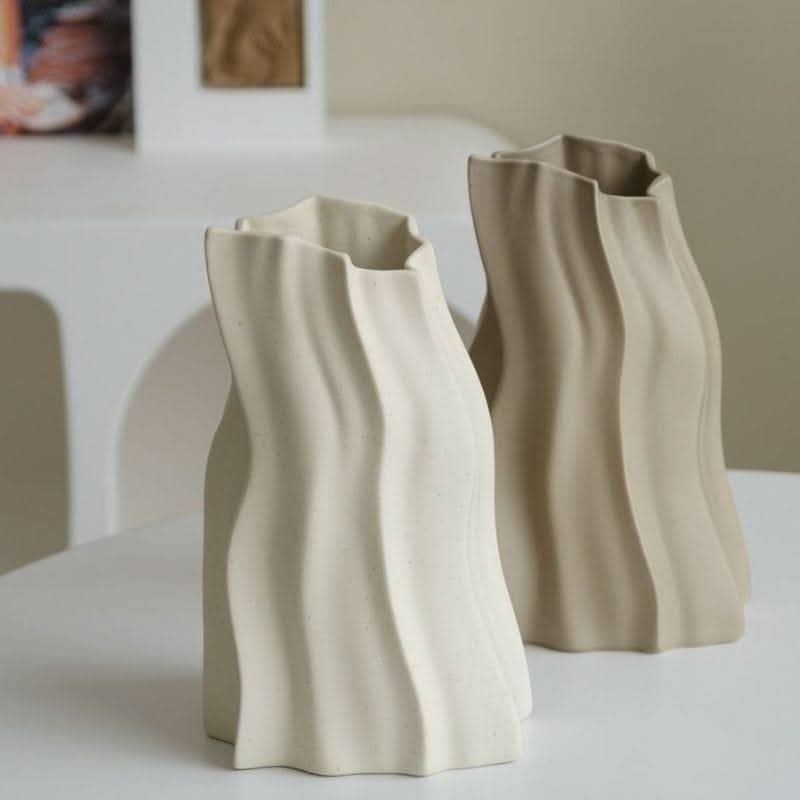BowLift | ORINA – Stylish ceramic vase for a luxurious atmosphere