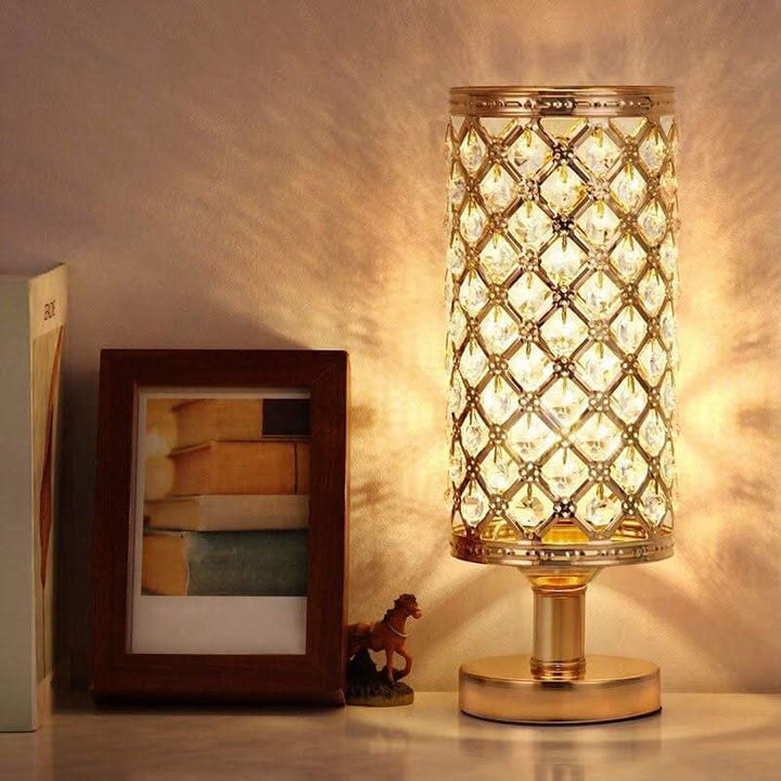 BowLift | SOLVINA – Radiant Table Lamp
