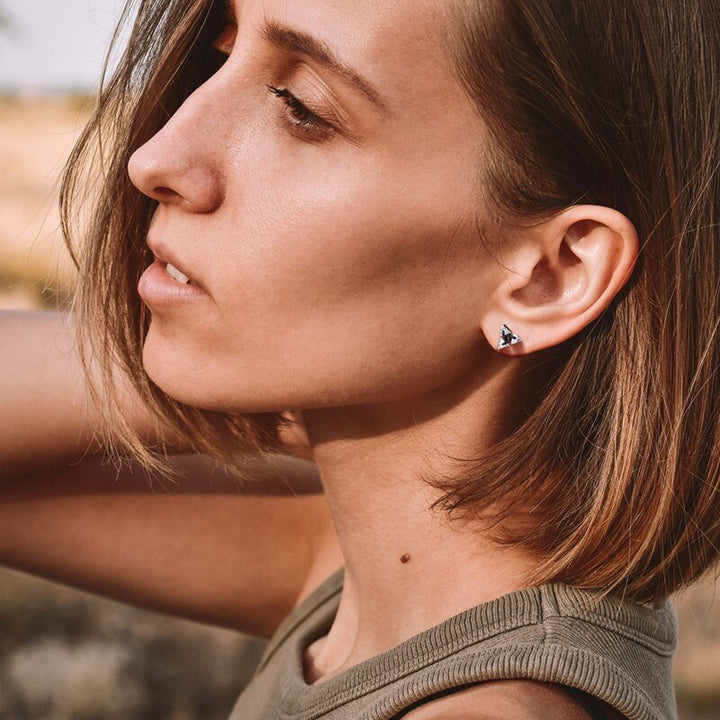 BowLift | TRISILVER – Triangle Earrings with Push-Back Closure, Lightweight and Modern Design