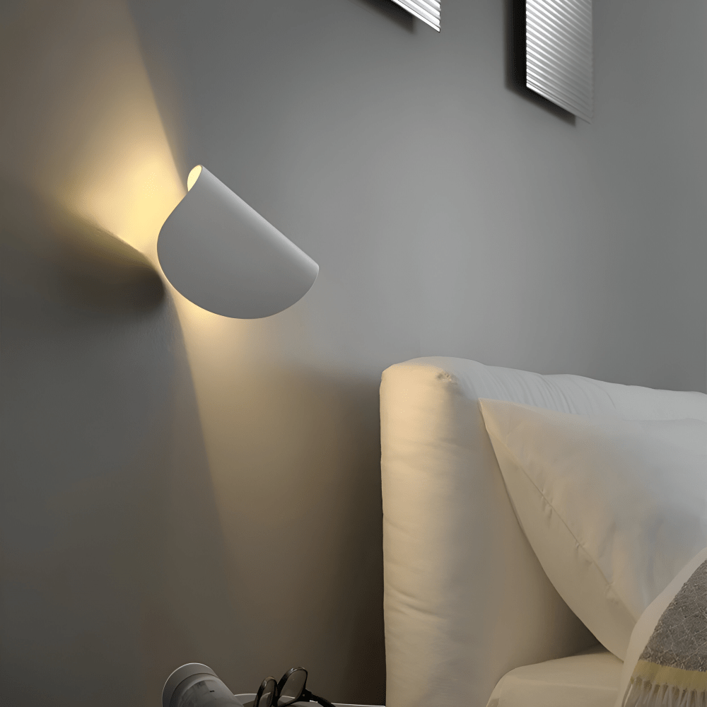 BowLift | Twist WallLight – Rotatable Wall Lamp for Custom Lighting