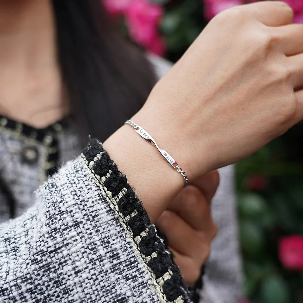 BowLift | Twisted Name & Date Couples Bracelets