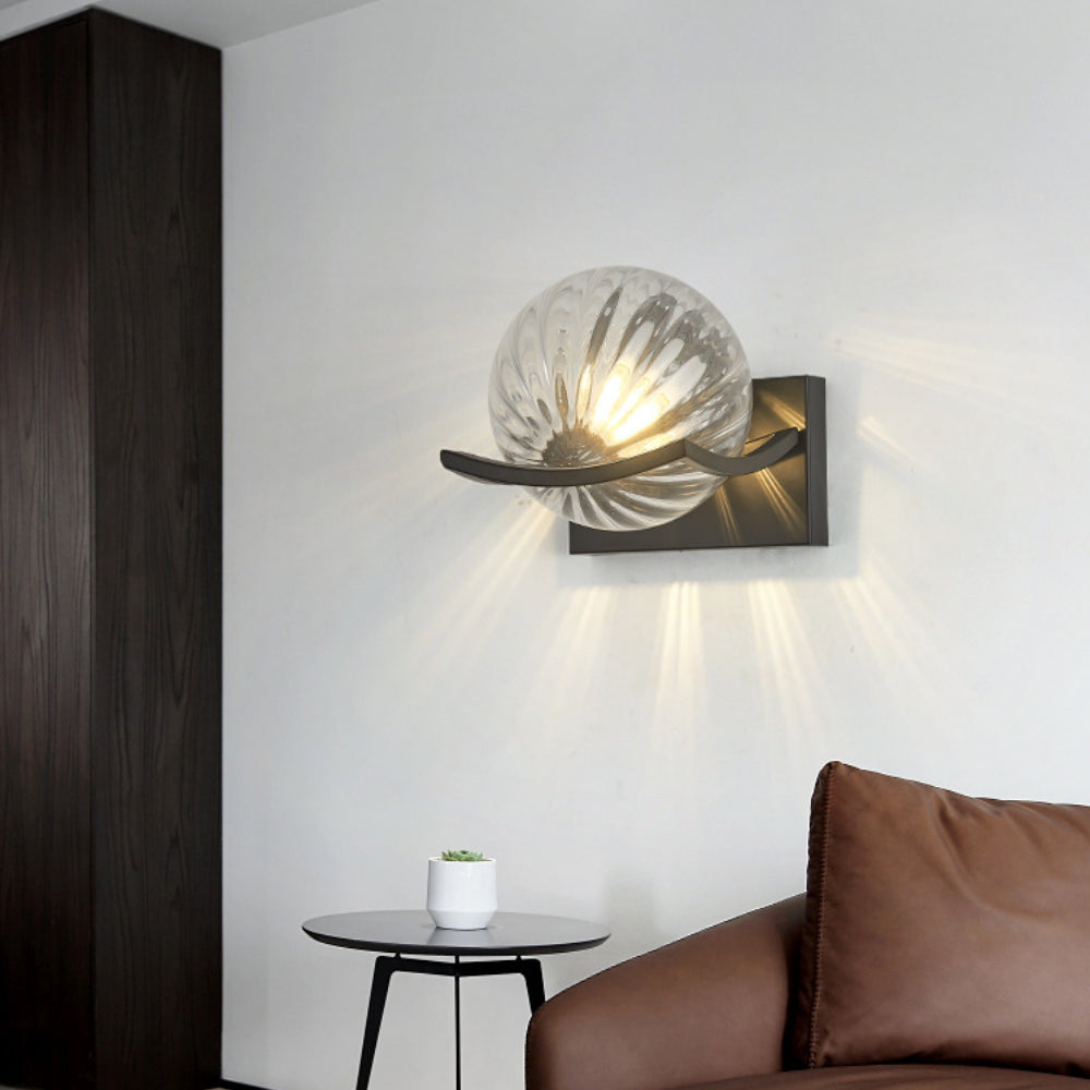 BowLift | Elegant LED Wall Lamp Glass Construction and Cozy Atmosphere