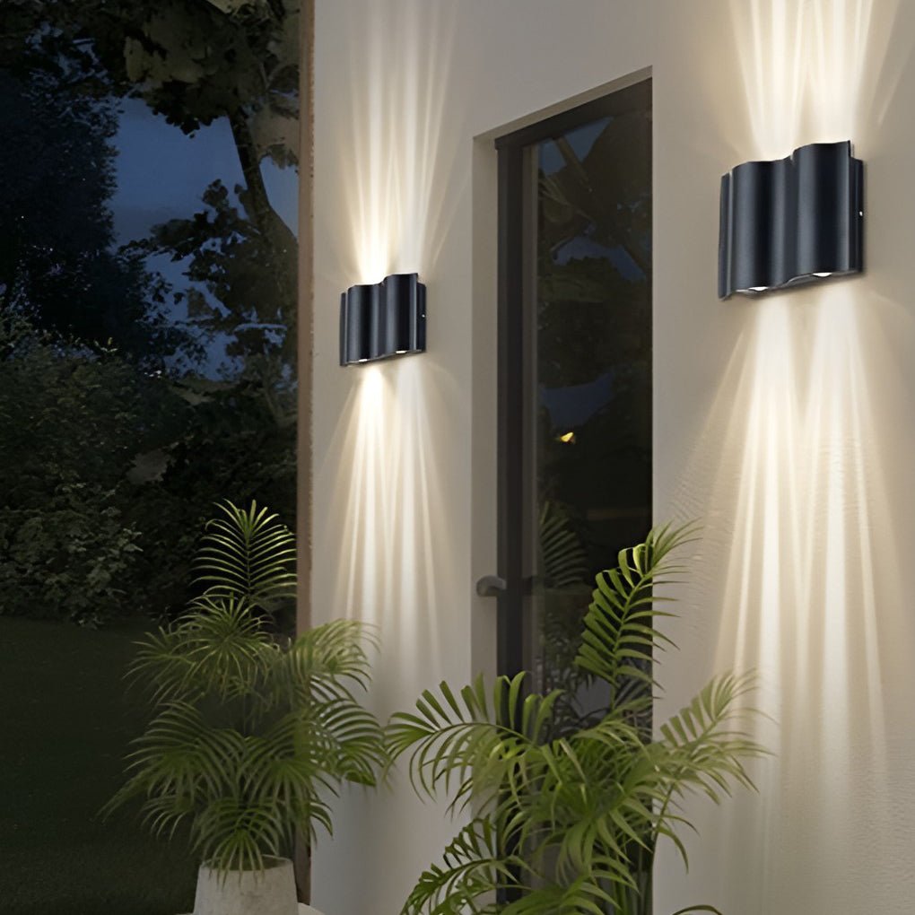 BowLift | Waterproof LED Wall Lamps with Curved Design and Up-Down Effect