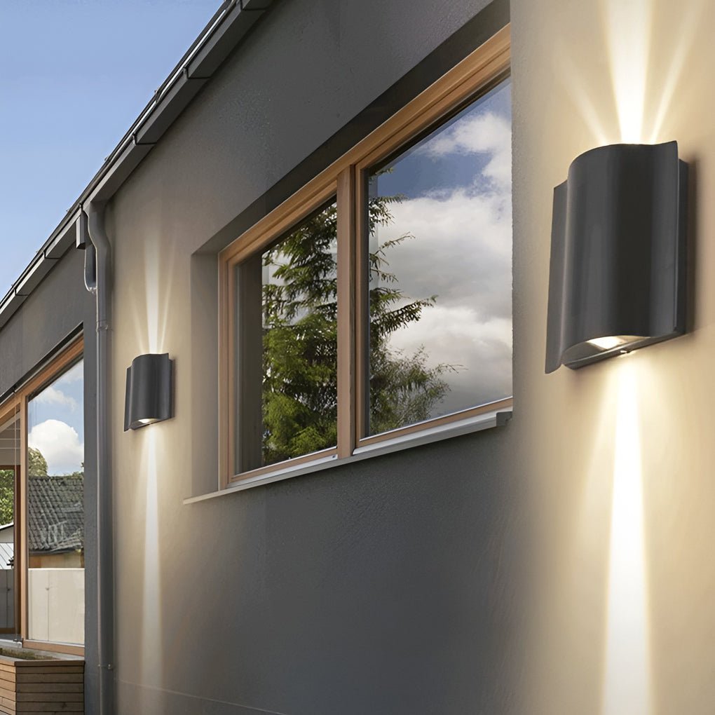 BowLift | LED Wall Light Outdoor Modern Black Sconce